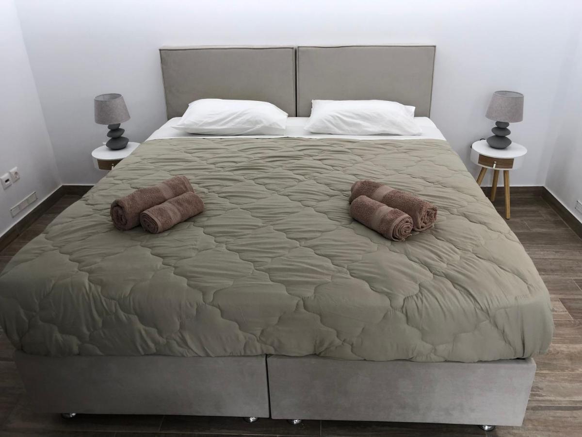 Apartmán Μία Γκαρσονιέρα Με Γούστο Για Επισκέπτες Με Άποψη Atény Exteriér fotografie